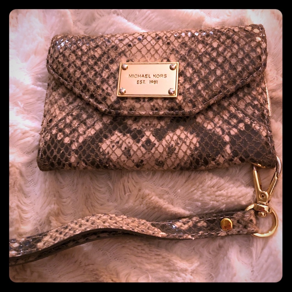 Authentic Michael Kors Card & Cell Phone Case - Picture 3 of 4